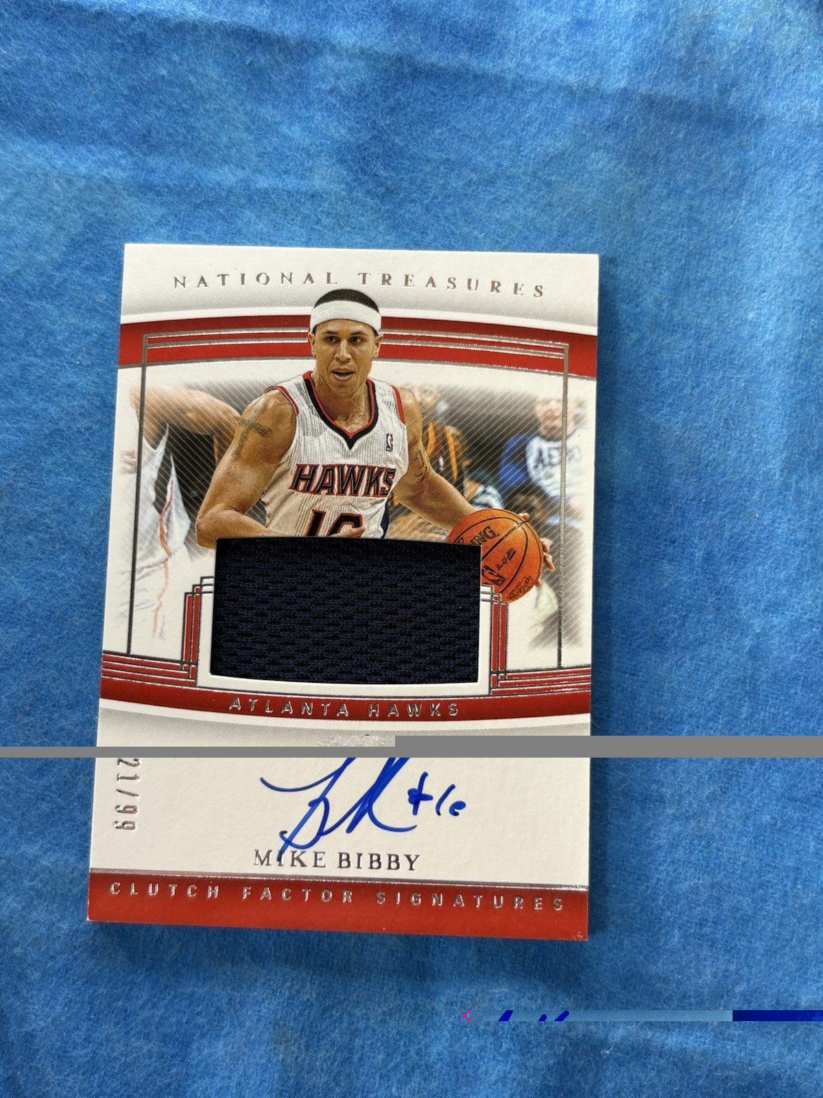 Mike Bibby 2019-20 Panini National Treasures Hawks Auto #21/99 Clutch Signatures view 4