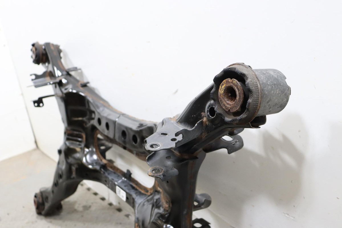2016 - 2023 NISSAN MAXIMA REAR SUBFRAME UNDERCARRIAGE CROSSMEMBER