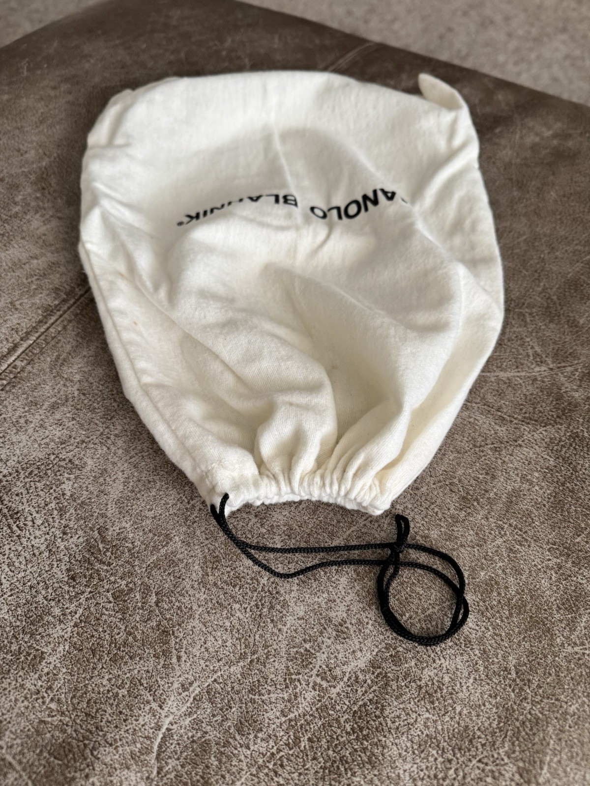 Authentic Manolo Blahnik Cloth Drawstring Dust Ba… - image 2