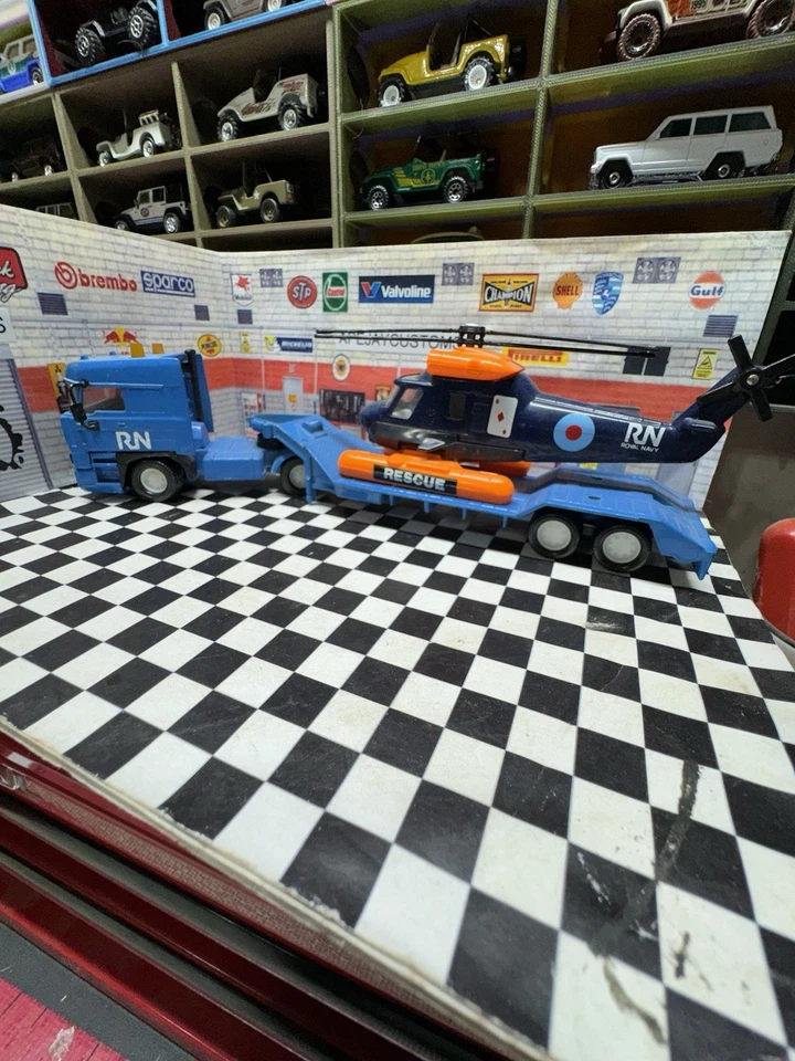 Matchbox Super Kings K-126 DAF Helicopter Transporter 1986 Made in Macau. - Image 2 of 4