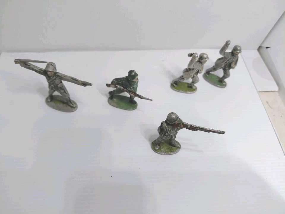 QUIRALU - Lot de 5 Soldats ALLEMANDS. - Photo 2/4