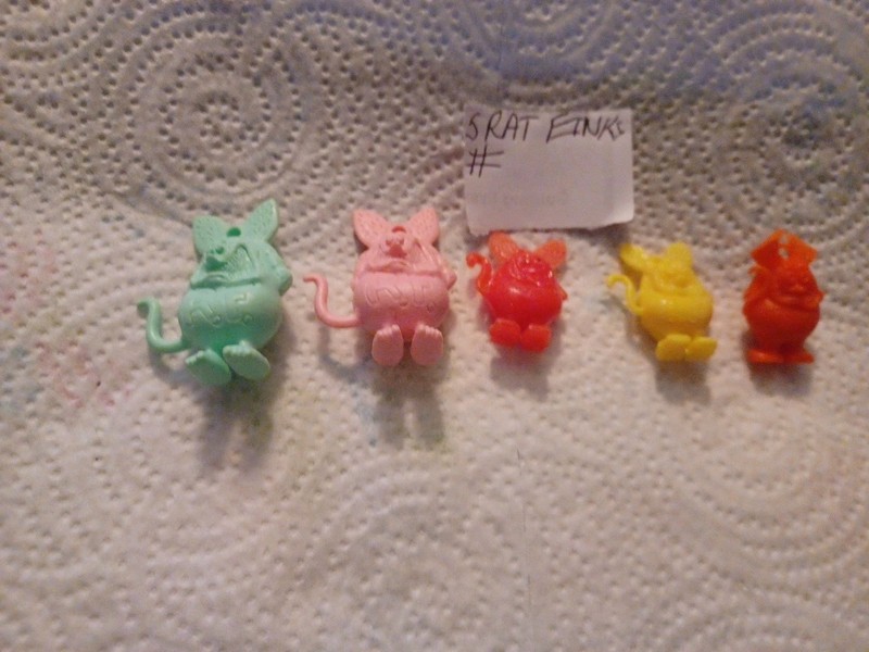 VINTAGE RARE GUMBALL/VENDING RAT FINK CHARMS LOT OF 5