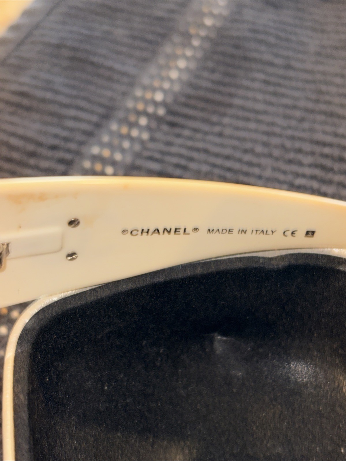Authentic Chanel Vintage Rectangular Rimless Lens… - image 4