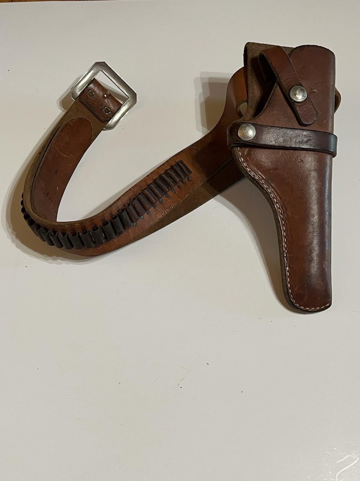 Hunter 1100-24 Leather Holster with Ammo Belt Size 37