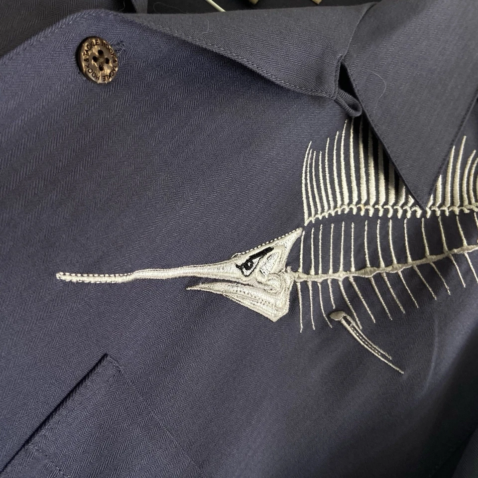 Hook & Tackle Short Sleeve Fishing Camp Shirt  M Embroidered Fish Print Blue - Image 4 of 4