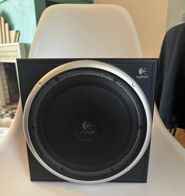 Logitech Z-340 Wired 1+Subwoofer Computer Speaker System AC Powered Black/Silver