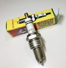 Bosch WR8DC Zündkerze Super 0242229518 Spark Plug candela di accensione
