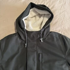 BRAND NEW FRANK AND OAK ALPINE PARKA SIZE MEDIUM IN ROSIN GREEN