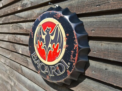 Wandbild Bacardi / Schild / Vintage Blech Metall 35cm Flaschenverschluss Bar Kneipe handgefertigt
