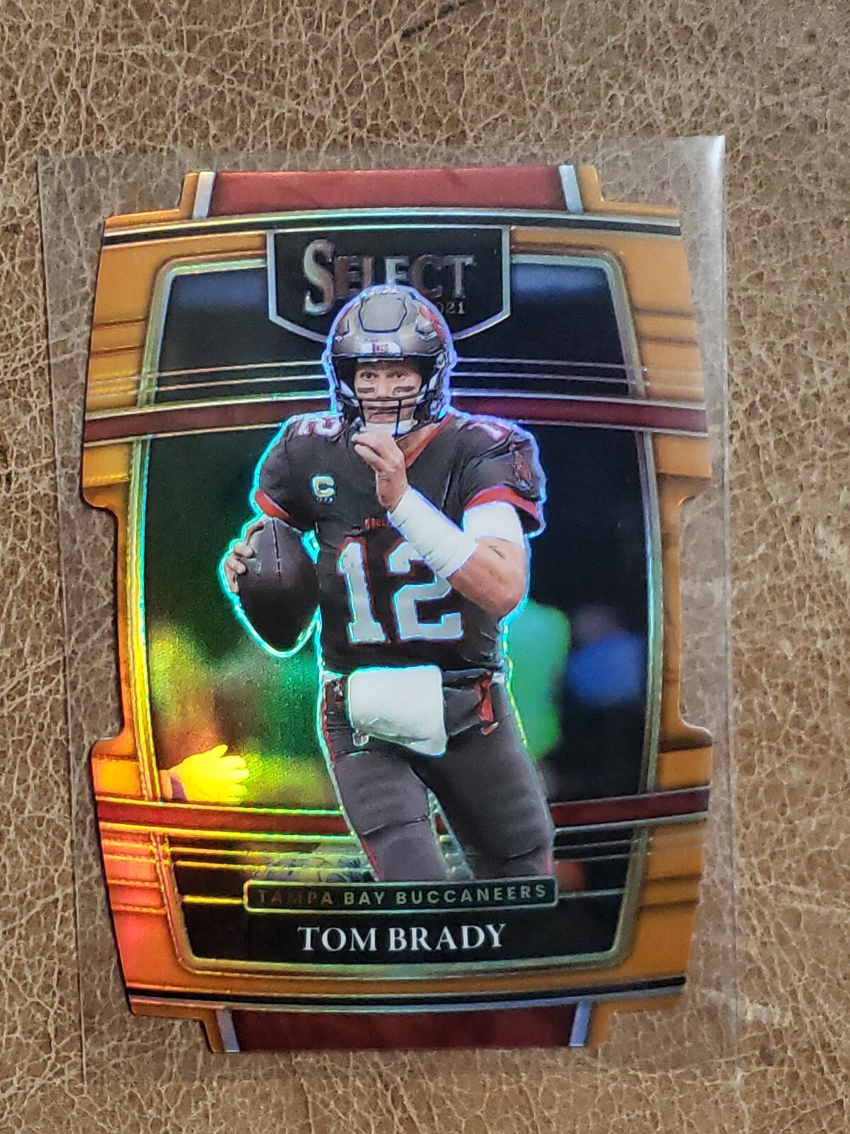 2021 Select Tom Brady Concourse Level Die-Cut Orange  27/249 Prizm! Tampa Bay