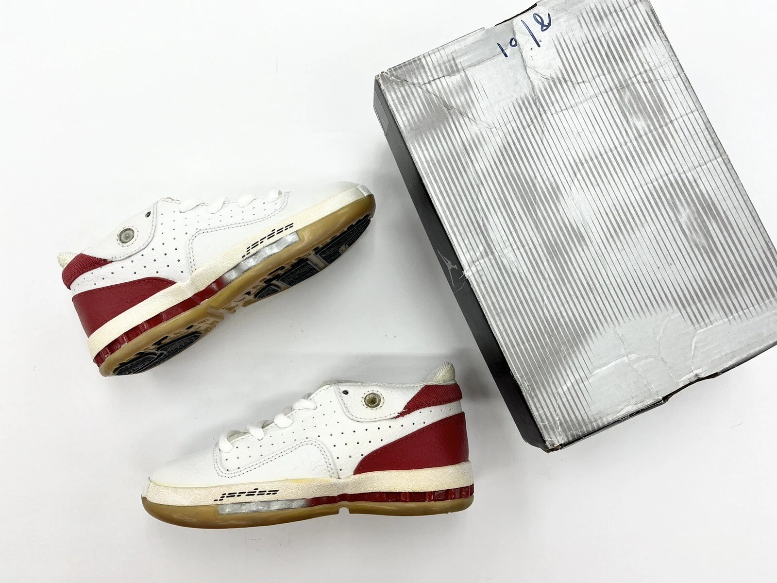 2001 Scarpe Air Jordan XVI Low (PS) bianche nere rosse taglia 12 5C vintage