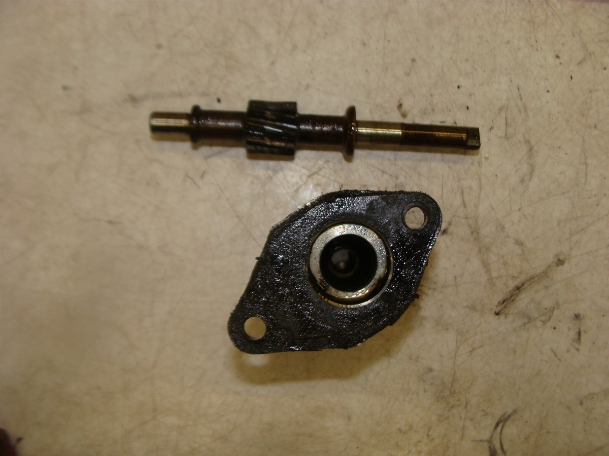 1993 ARCTIC CAT JAG Z 440 Deluxe oil oiler pump crank drive gear