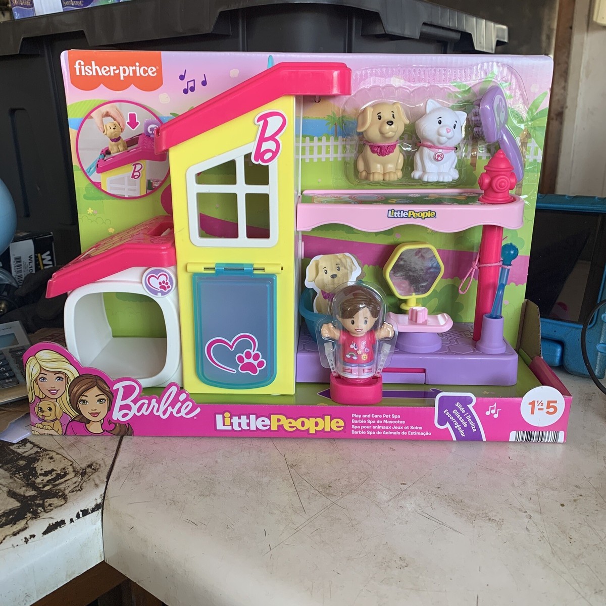 Fisher-Price Little People Barbie Play and Care Pet Spa Musical Toddler  Playset