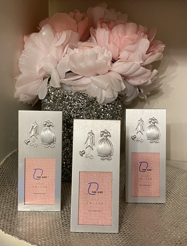Wedding shower place cards | Beachweddingtips.com