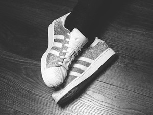 adidas superstar paillette argenté