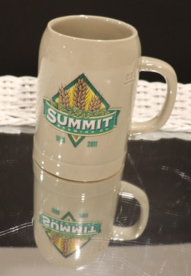 VTG SUMMIT BREWING CO 25 YR ANNIVERSARY 0.5 L BEER MUG ST PAUL MN HIGH END MUG