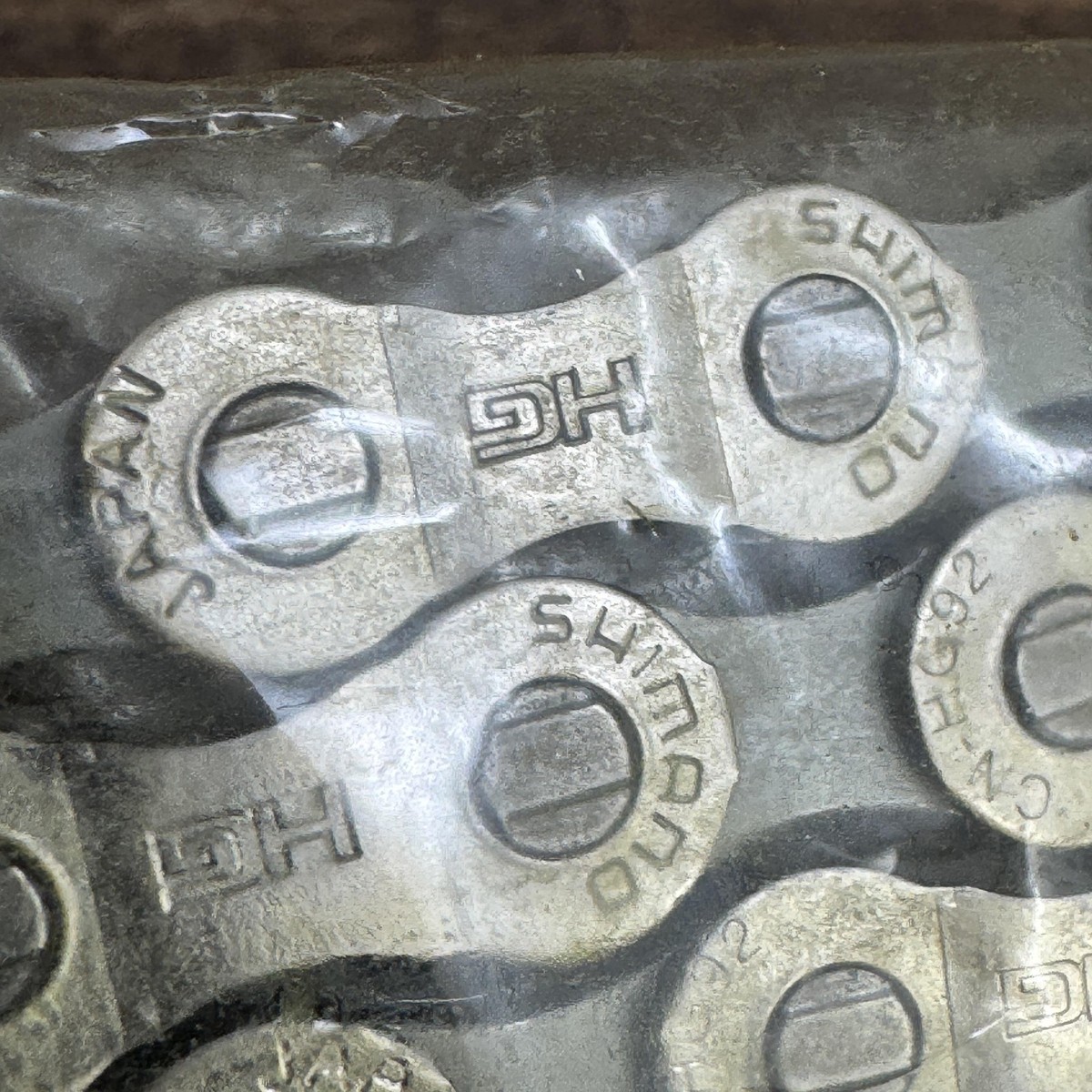 Vintage Shimano CN-HG92 XTR M950 9 Speed Bicycle Chain Japan NOS