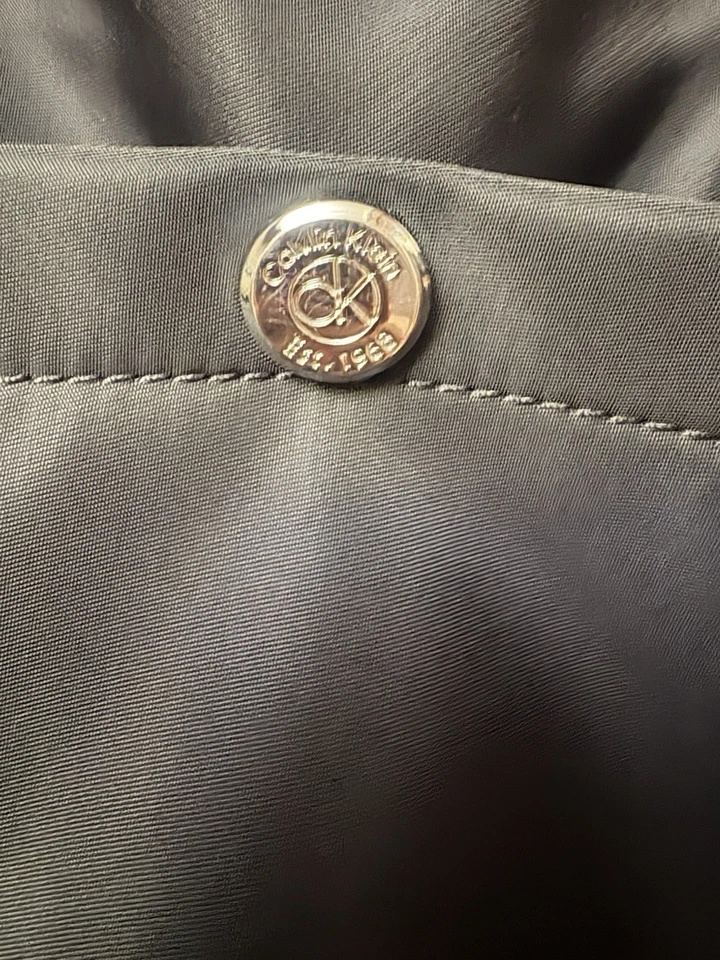 Bolsa tote feminina Calvin Klein - Imagem 2 de 3