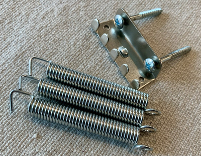 2013 Peavey Raptor Plus Electric Guitar Tremolo Bridge Original Springs & Claw