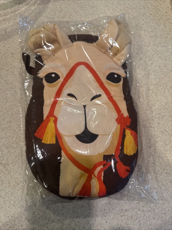 Daya Camel Oven Mitt Brand New 