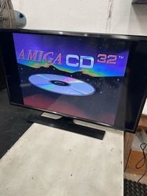 COMMODORE AMIGA CD32 CONSOLE BIG BOXED SUPER STREET FIGHTER TURBO 2 UFO ELITE