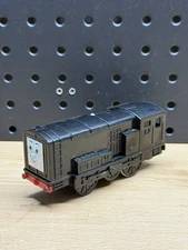Trackmaster Diesel Motorized Thomas & Friends Train Tank Engine