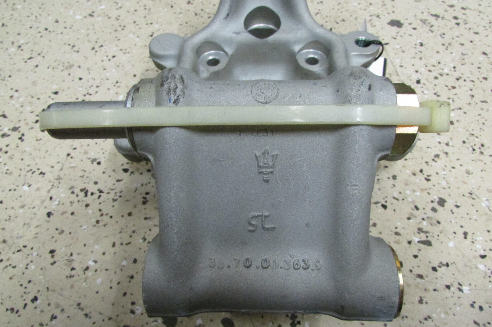 Maserati Coupe, Spyder, RH Rear Hub Holder, New P/N 183589