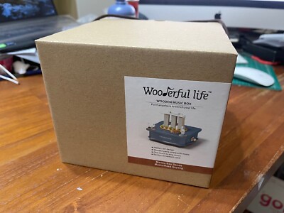 WOODERFUL LIFE MBS Marina Bay Sands Musical Box Brand New in Box