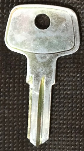 Yakima SKS Schlosskerne &/oder Ersatzschlüssel OEM A131 A132 A133 Steuerschlüssel Kern - Bild 11 von 11