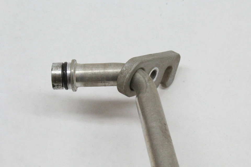 Toyota Camry 2015 tubo de aire acondicionado de baja presión OEM 15 16 17 Foto 3 de 4