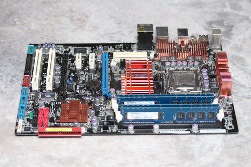 LGA775 ASUS P5K PRO iP35 chipset MoBo with CPU C2D E8200, I/O shield & 4GB RAM - Picture 5 of 21