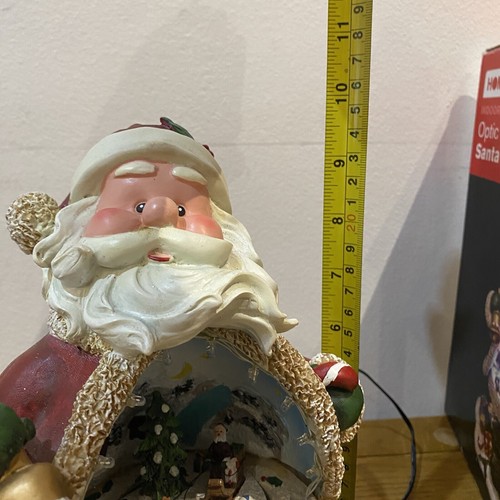 Homebase Optic Santa Animated Scene with LED lights - Mains Powered - Picture 4 of 8