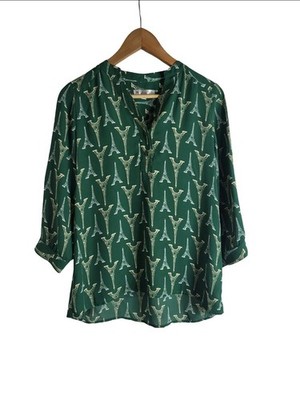 DE collection Green Blouse With Eiffel Tower Pattern V-neck 3/4 Sleeve Size S