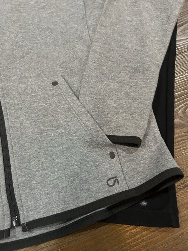 GAP Boys Fit Tech Grey Zip Hoodie & Black Joggers Set - Picture 4 of 8
