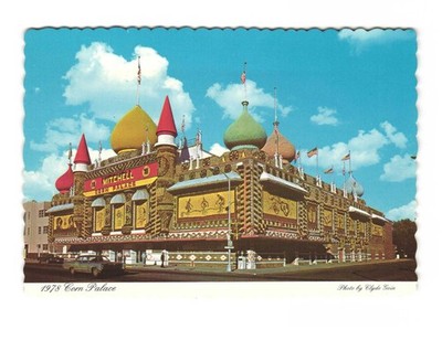 1978 Corn Palace Mitchell SD vintage postcard Unposted