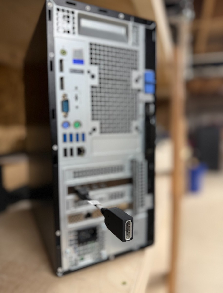 Dell OptiPlex 7080 Tower | i9-10900K 3.7GHz | 16GB RAM Dell OptiPlex 7080 Tower | i9-10900K 3.7GHz | 16GB RAM