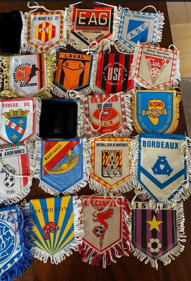 Lot Fanions Football Vintage Pennant Clubs Français D1 D2 Principalement - Photo 4/4