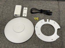 Ubiquiti UniFi AP AC PRO 802.11ac 1300 Mbps Wireless Access Point  POE Injector