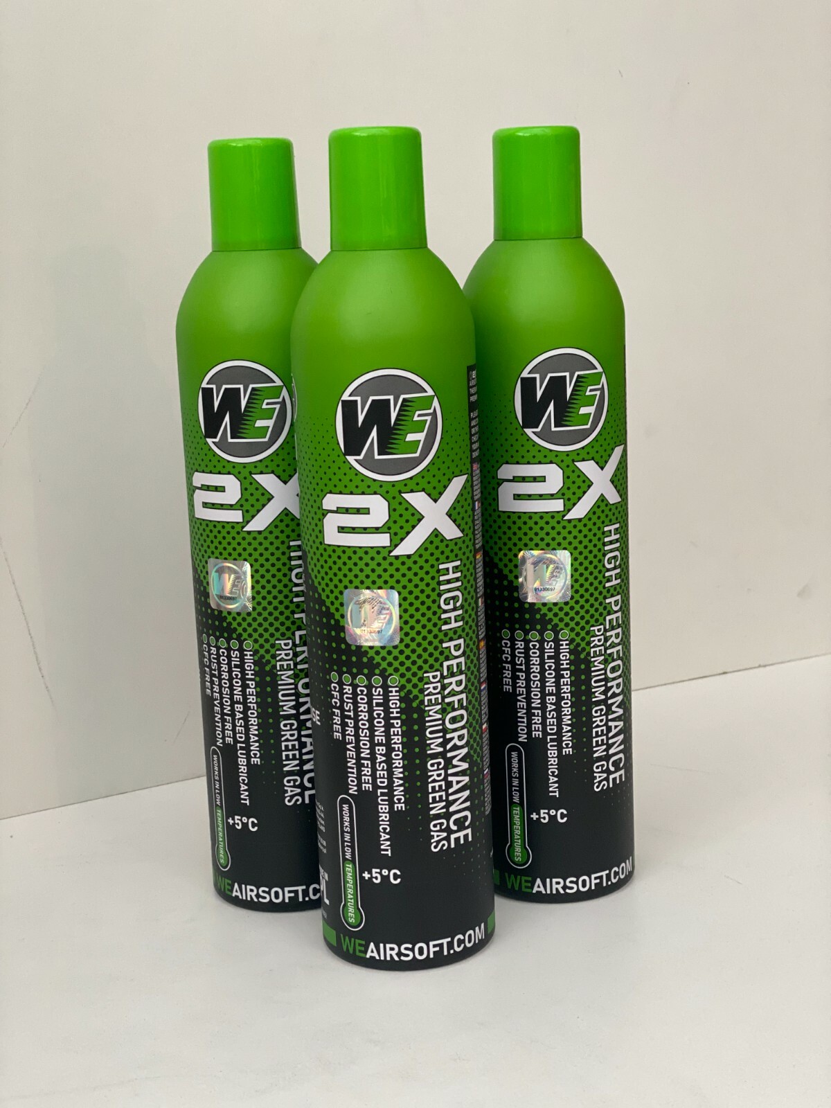 WE 2x Green Gas 800ml for use with toy airsoft 