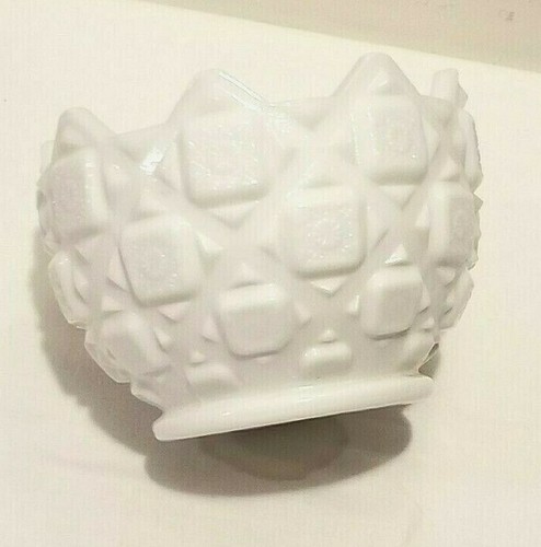 Plato de colección Westmoreland nuez/como nuevo antiguo diseño de edredón vidrio de leche - Imagen 3 de 4