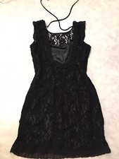 Lipsy Cocktailkleid Das kleine Schwarze Abendkleid