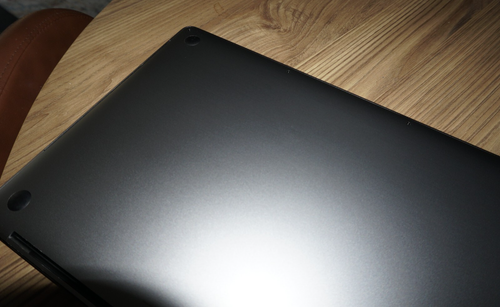 Apple MacBook Pro 15-inch (2017) - 2.9GHz Quad-Core i7, 16GB RAM, 512GB SSD - Photo 8/18