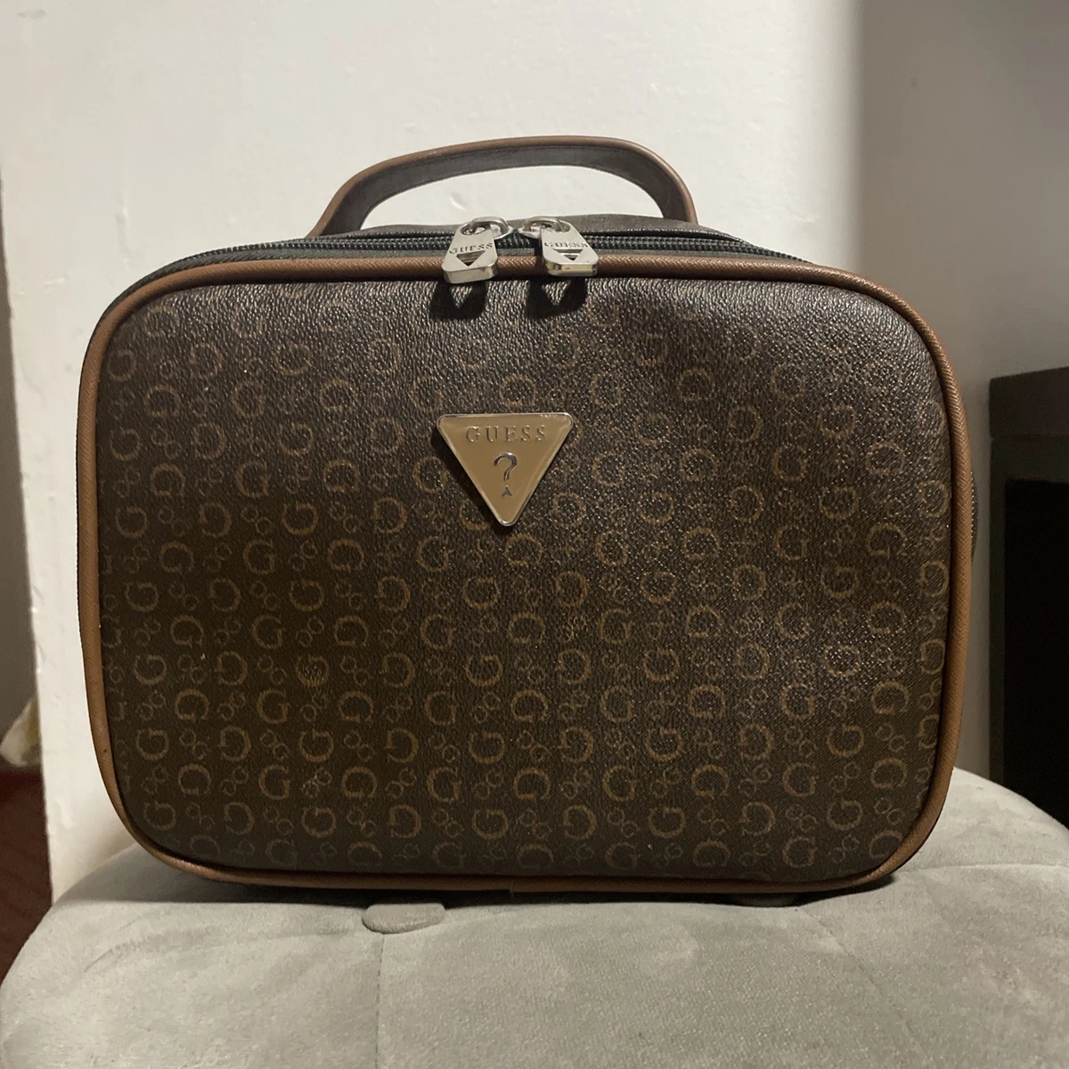 guess men's travel bag Latte Logo Keith Duffle and a brand GUESS Bags for Men for