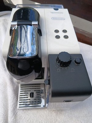 De'Longhi EN 520.W Nespresso Lattissima + / Nespresso System gebraucht