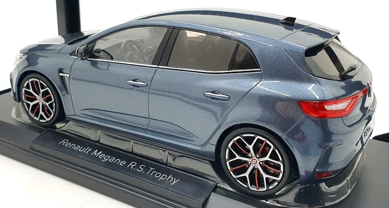 Norev 1/18 Scale Diecast 185390 - Renault Megane R.S Trophy 2019 Titanium Grey - Image 2 of 4
