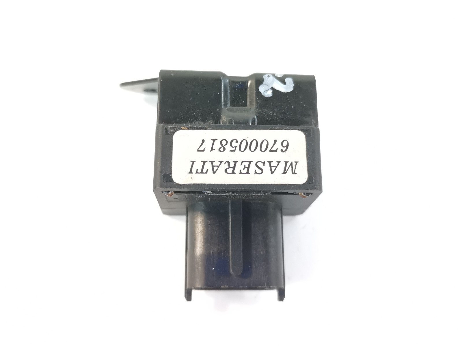 Maserati Levante 2017 Front Left Yaw rate sensor P/N 670005817