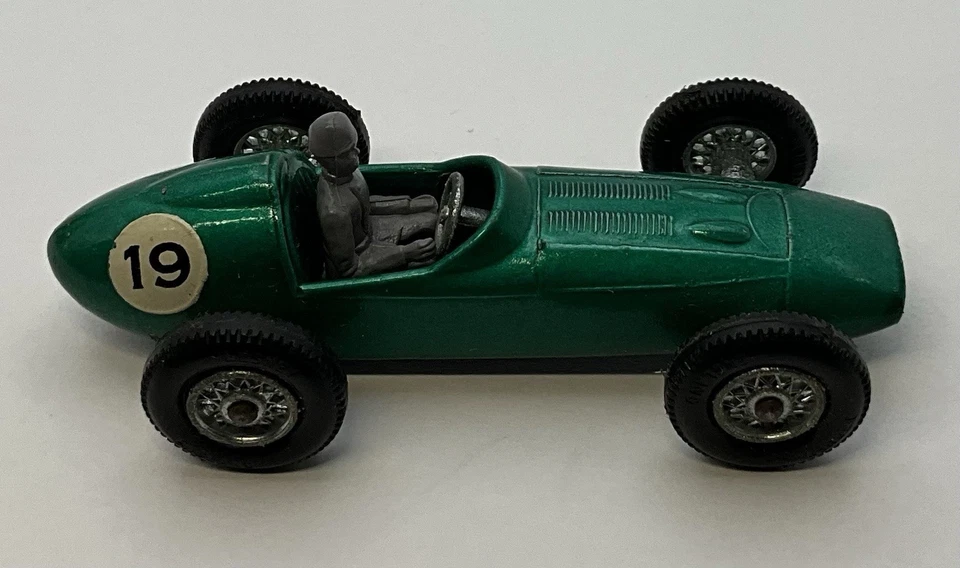 1962 Matchbox Lesney Aston Martin DBR 5 Racer #19 With Original “D” Box - Image 2 of 4