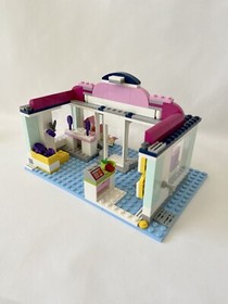 LEGO FRIENDS: Heartlake Pet Salon (41007)