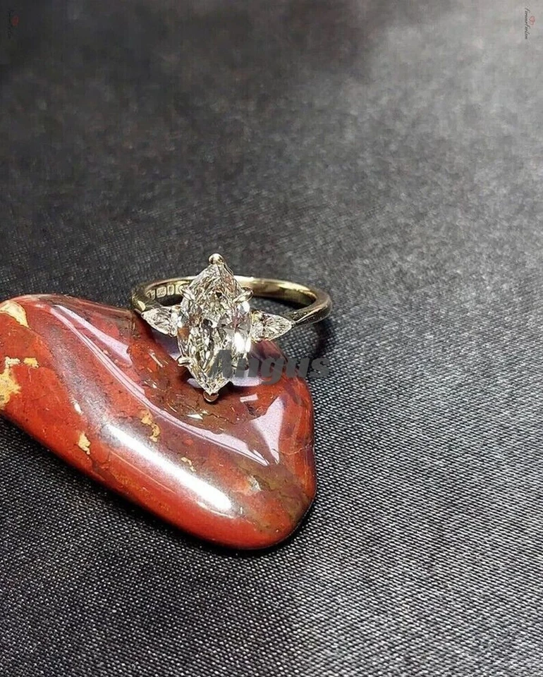 Anillo de compromiso MOISSANITA solitario corte marquesa de 2,50 quilates oro amarillo sólido de 14 quilates Foto 4 de 4