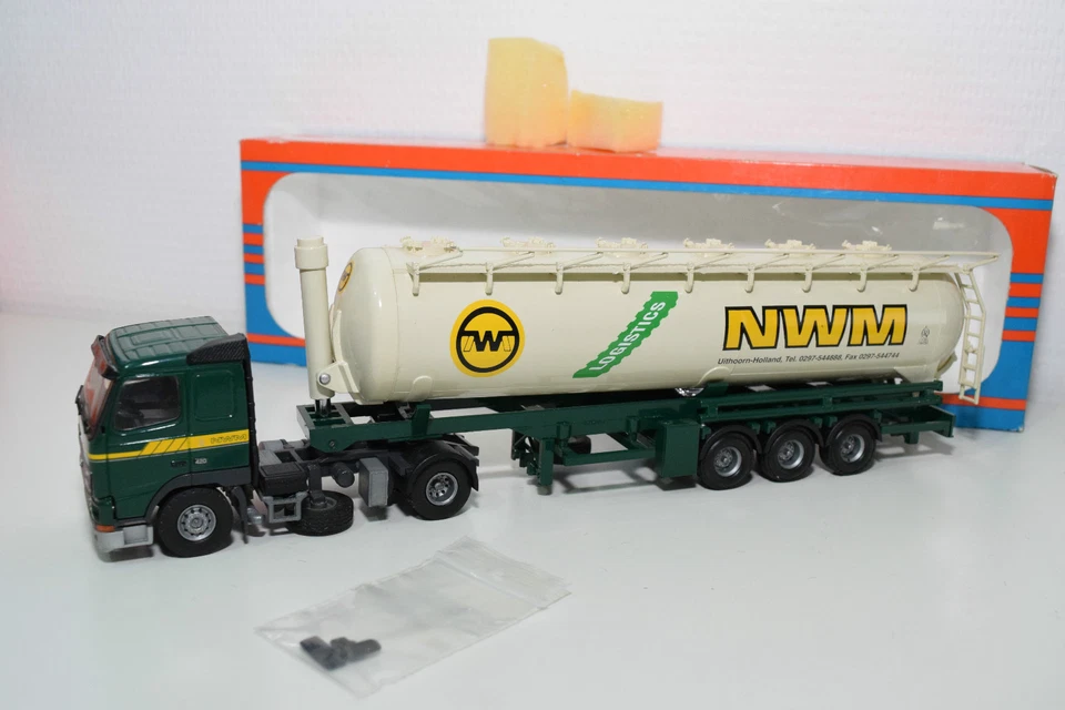 CAMION TEKNO VOLVO FH12 FH 12 AVEC REMORQUE CITERNE NEUF AVEC ÉTIQUETTE PRESQ... - Photo 2/4